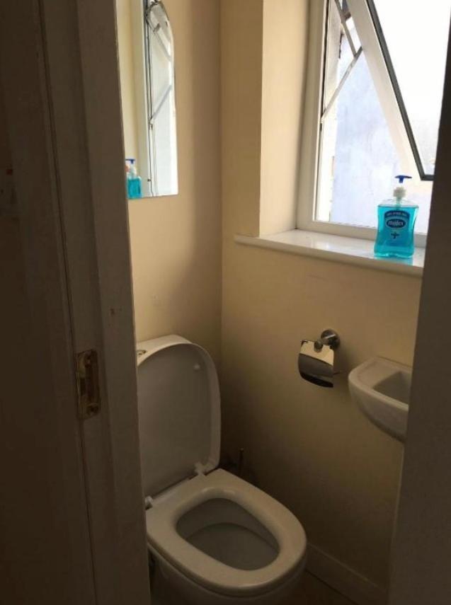 Private Bedrooms At Student Rahoon Homestay Galway