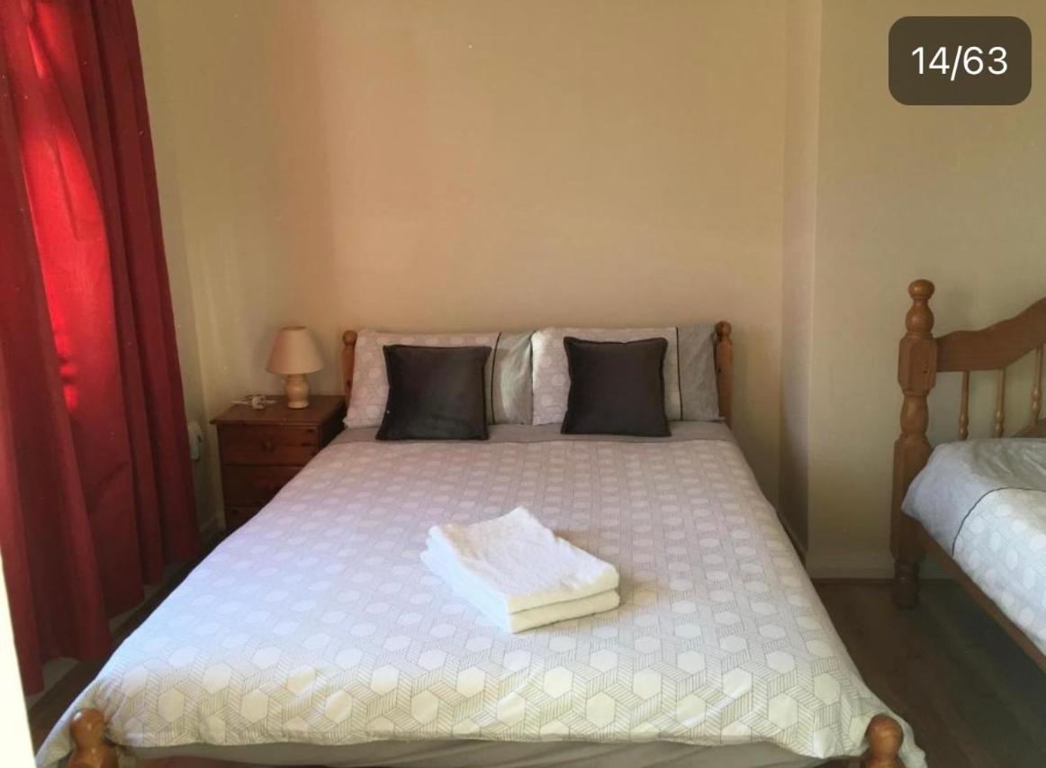 Homestay Private Bedrooms At Student Rahoon