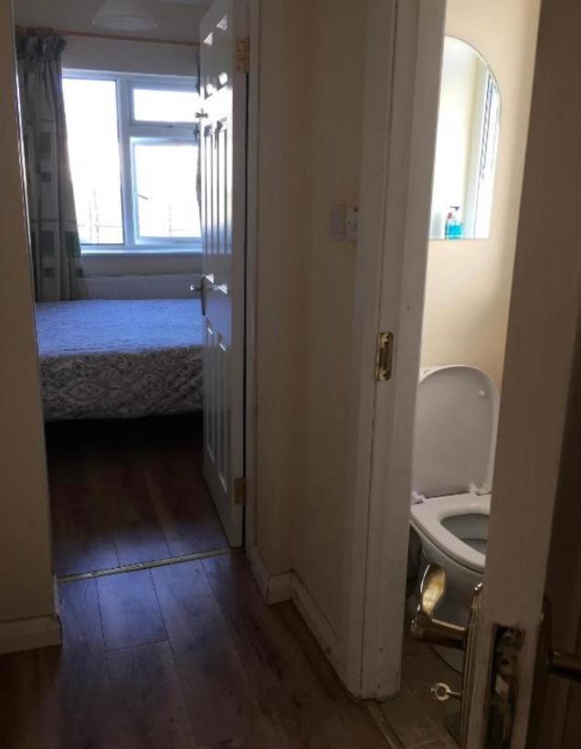 Homestay Private Bedrooms At Student Rahoon *