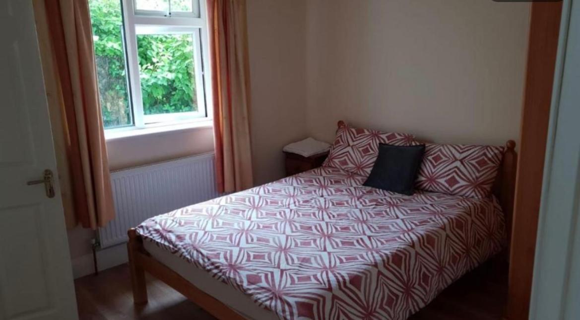 Private Bedrooms At Student Rahoon Homestay