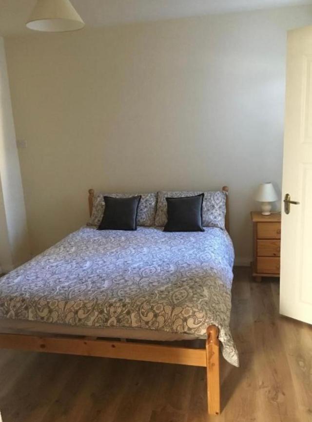 Private Bedrooms At Student Rahoon Homestay Galway